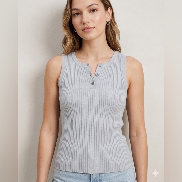 Banana Republic Tops - Banana Republic Women’s X Small Light Blue Cotton Knit Ribbed Henley Tank Top XS